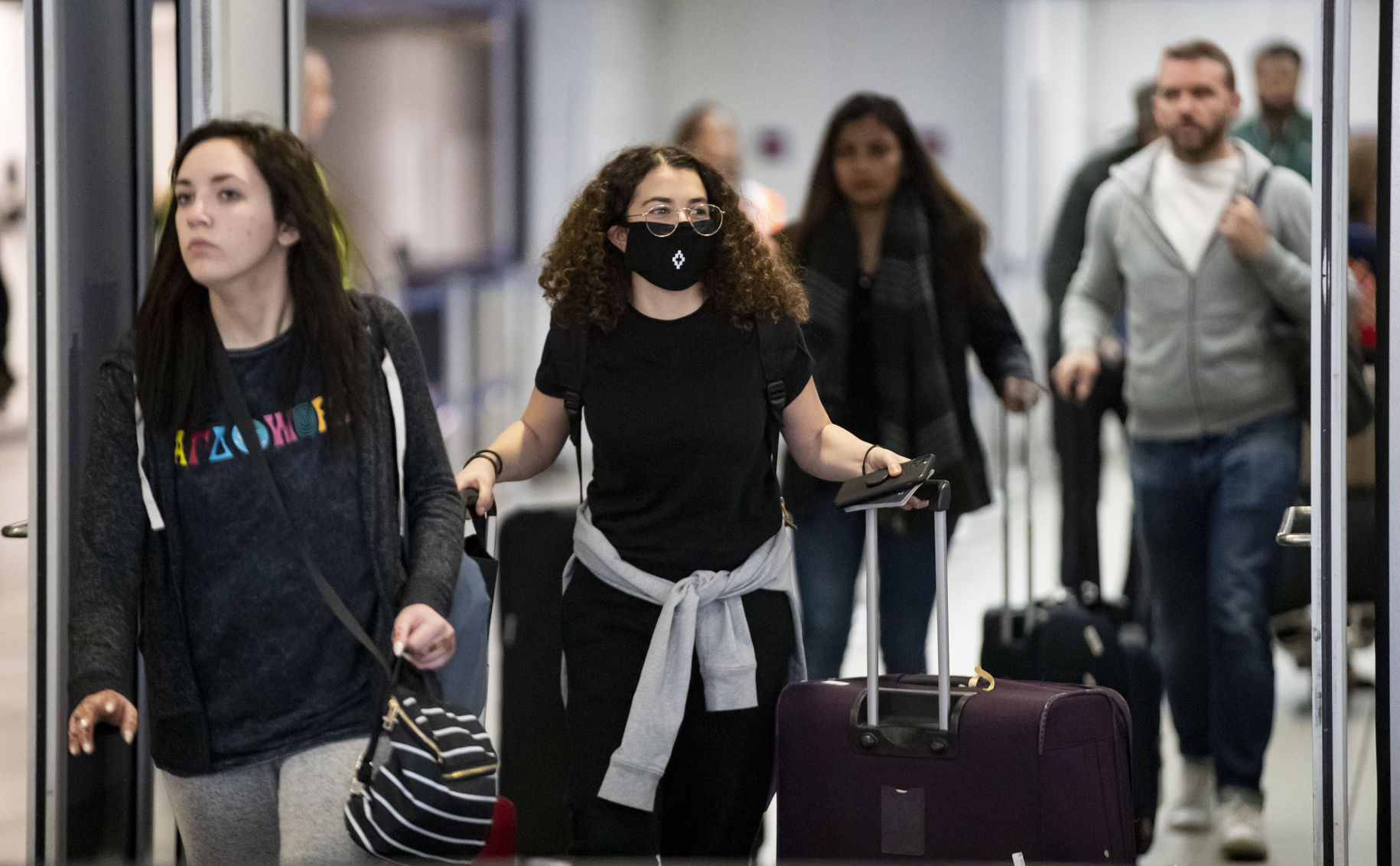 US-NEWS-CORONAVIRUS-CHICAGO-OHARE-1-TB